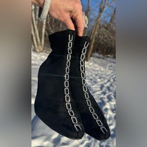 ImPo Stretch Naja Chain Black Rhinestone Faux Suede Booties 8.5M